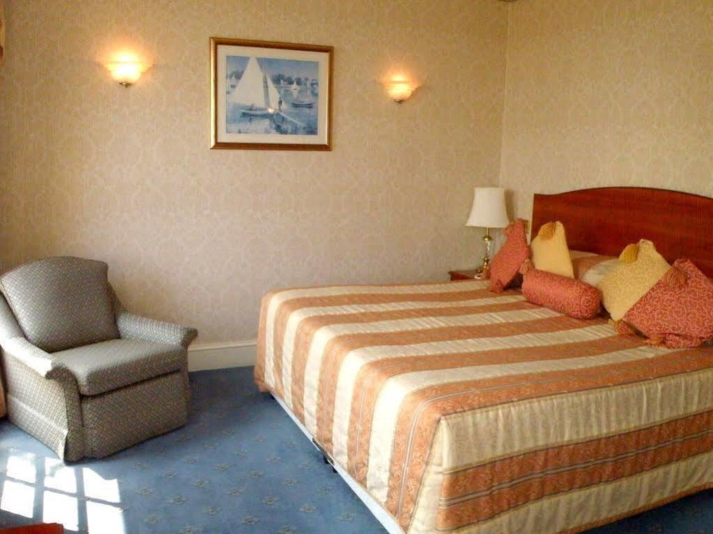 Hotel Miramar Bournemouth Bagian luar foto